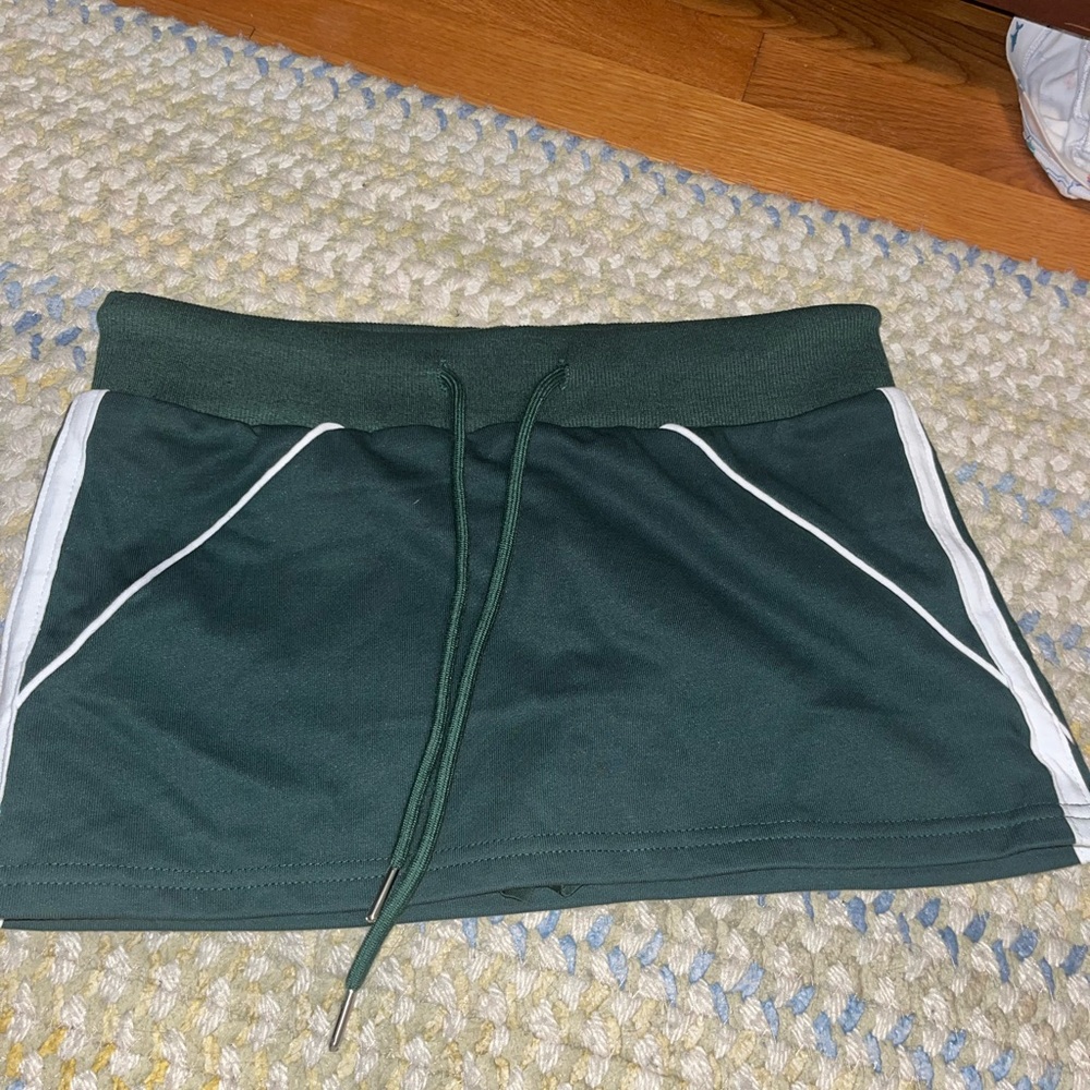 Edikted Dark Green Skirt